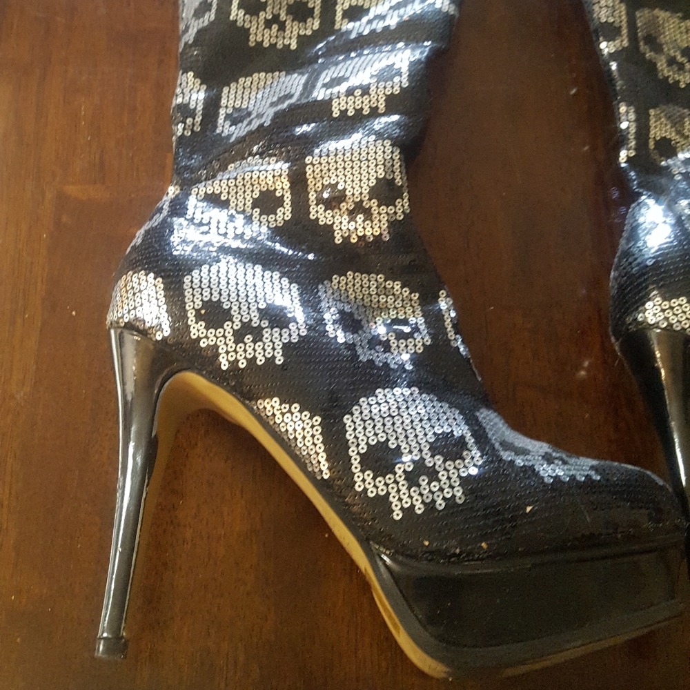 Heels Iron Fist Digi Skulls boots